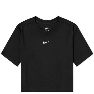 t-shirt-donna-corta-nike-sportswear-nera-fb2873-010