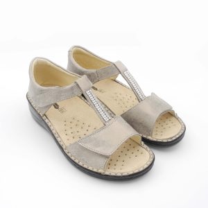 la-plume-scarpa-sanitaria-con-doppio-strappo