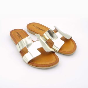 ciabattina-donna-a-fascia-in-pelle-laminata-platino-modello-amalfi