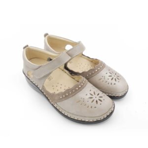 la-plume-scarpa-ortopedica-forata-in-pelle-con-strappo